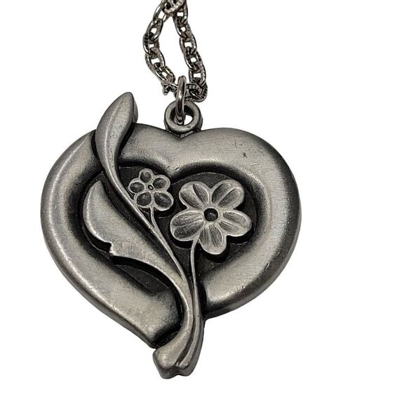 Vintage Signed R. Tennesmed Sweden Pewter Necklace Carved Heart Flower Pendant - Picture 2 of 14